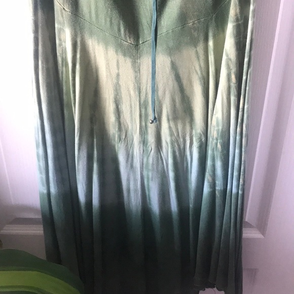 Green tie dyed mermaid skirt - Picture 2 of 3